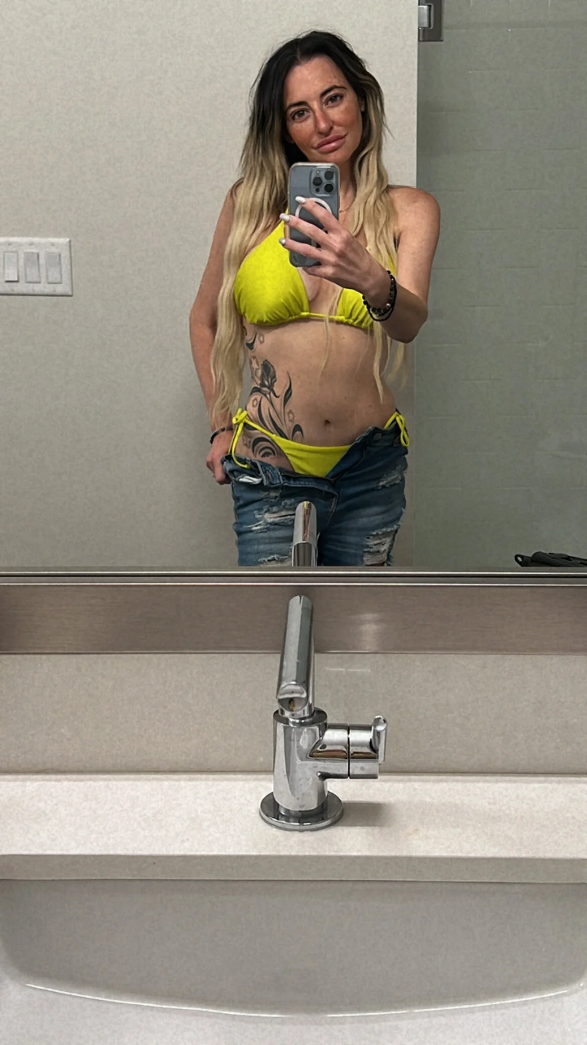 XXX Porn Photo of Nude Ariestarlights 11