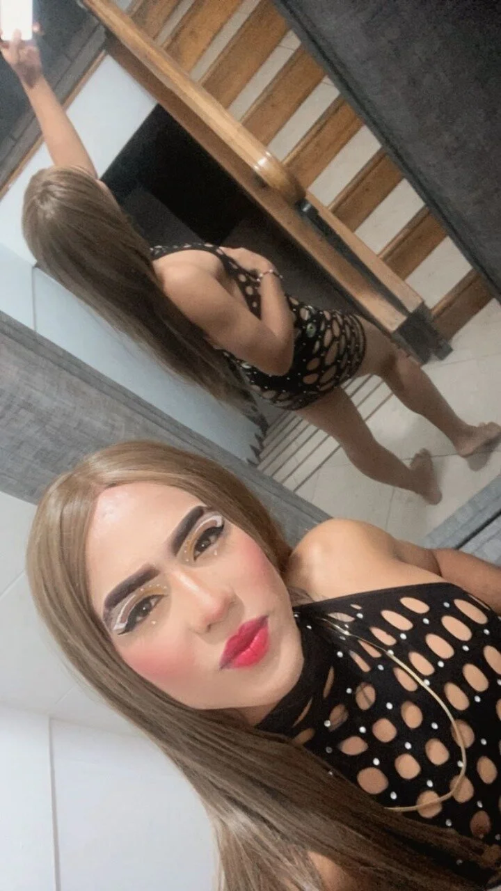 XXX Porn Photo of Nude NharkaHott 1
