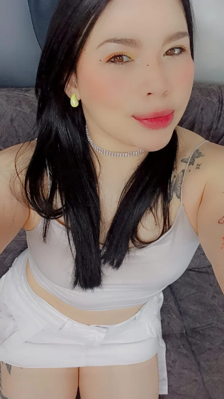 XXX Porn Photo of Nude sweet_charlot 2