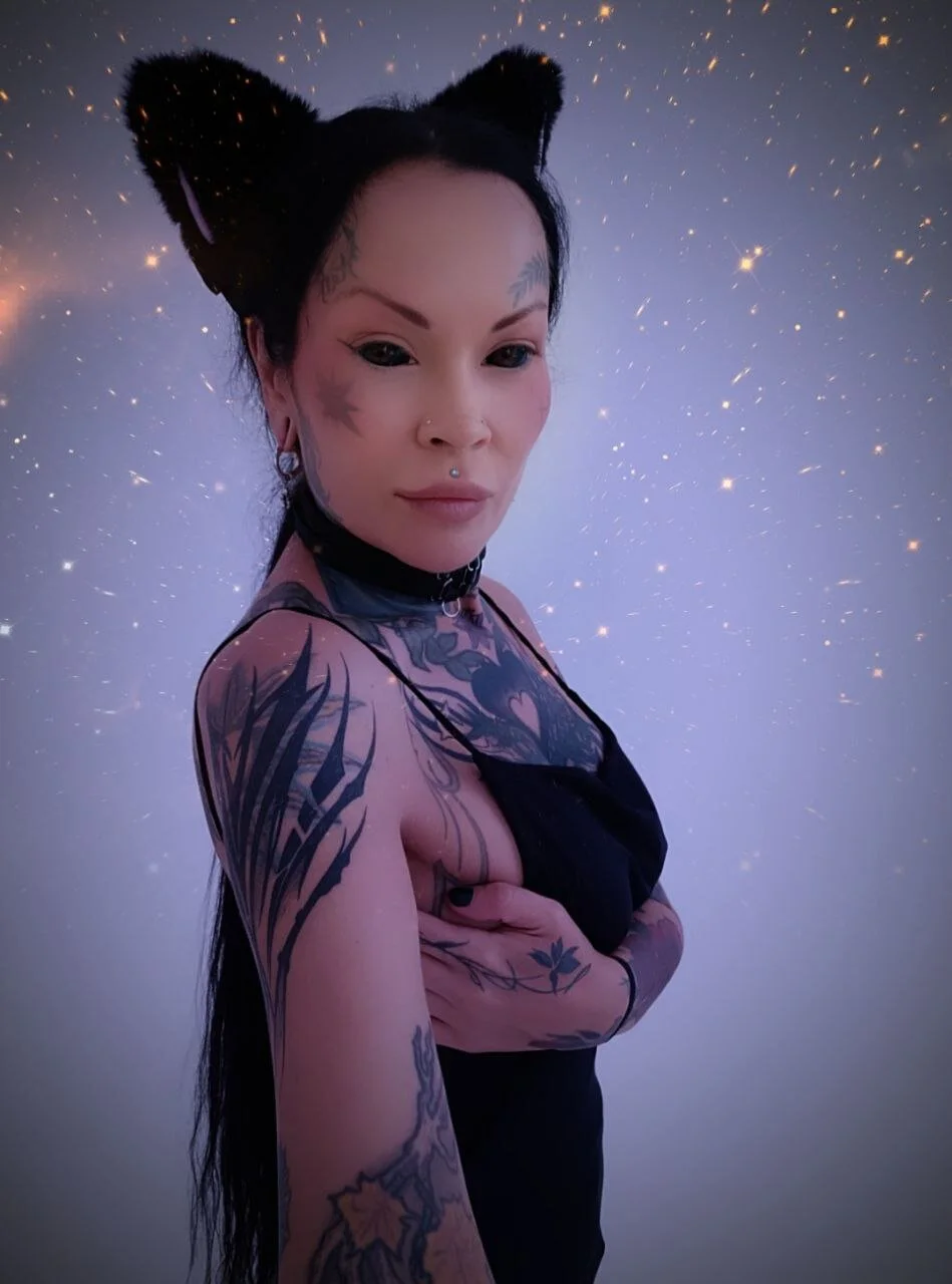 XXX Porn Photo of Nude Megan_Black_Moon 3