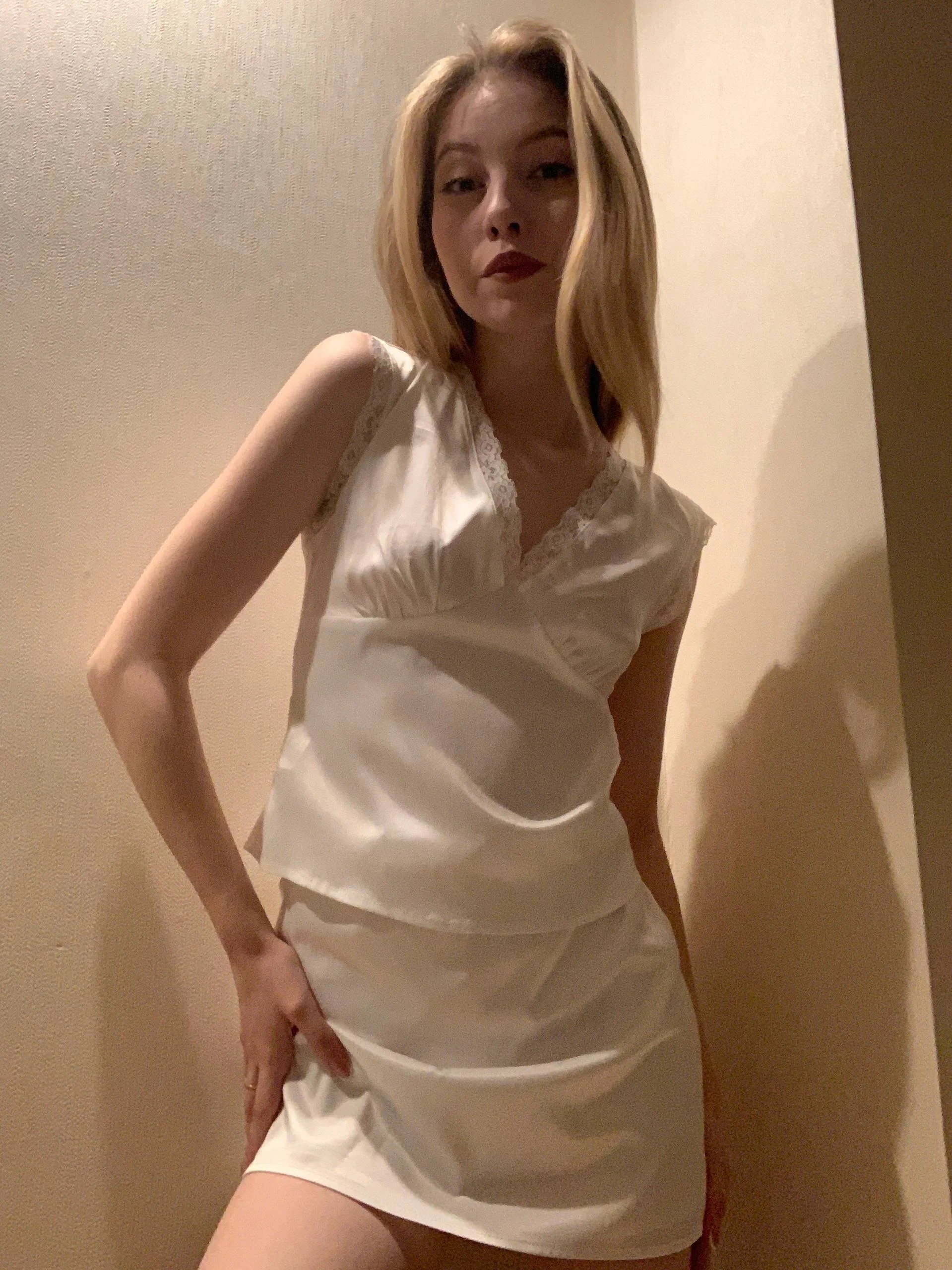 XXX Porn Photo of Nude LuxuryPoison 7