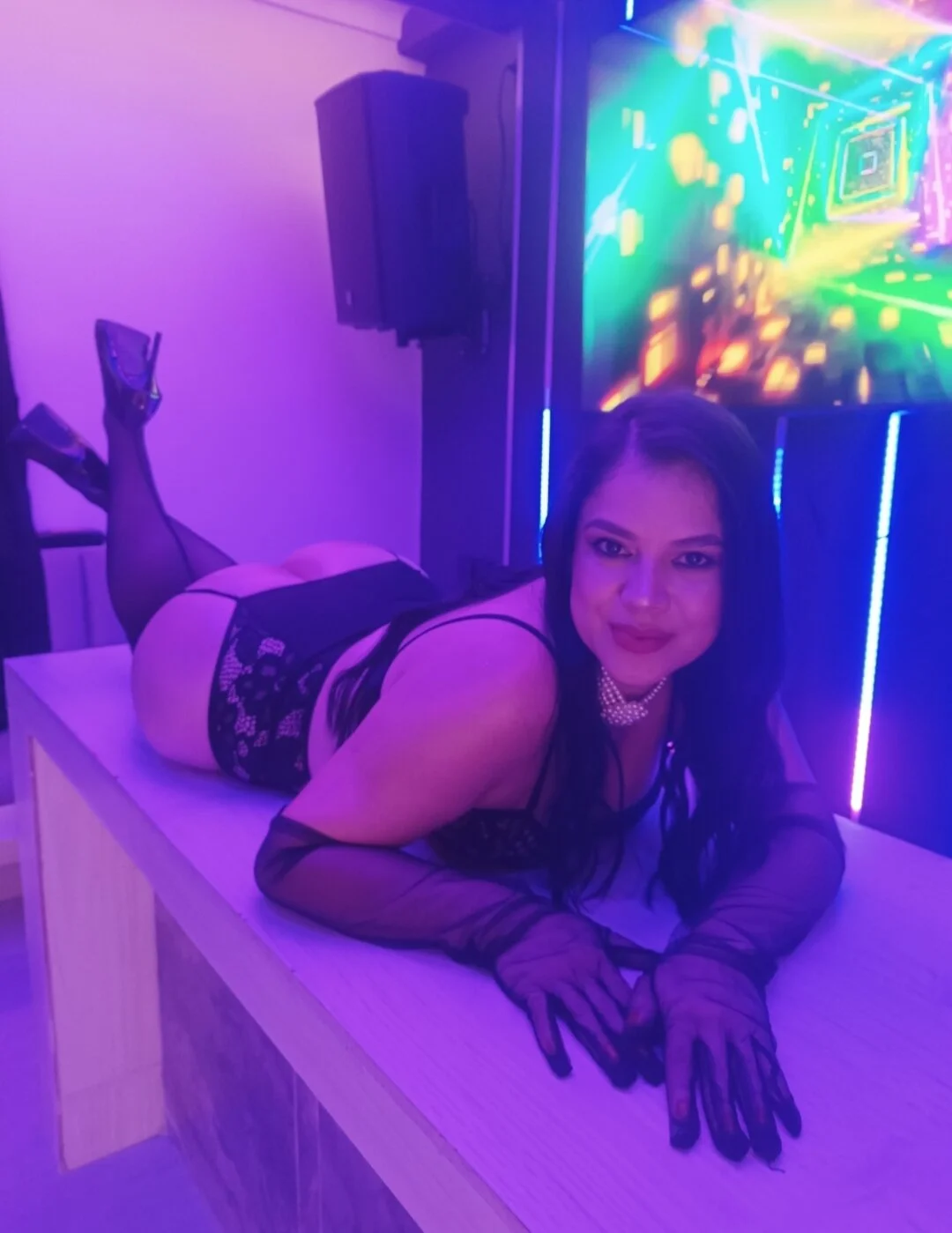 XXX Porn Photo of Nude MonserratLune 15