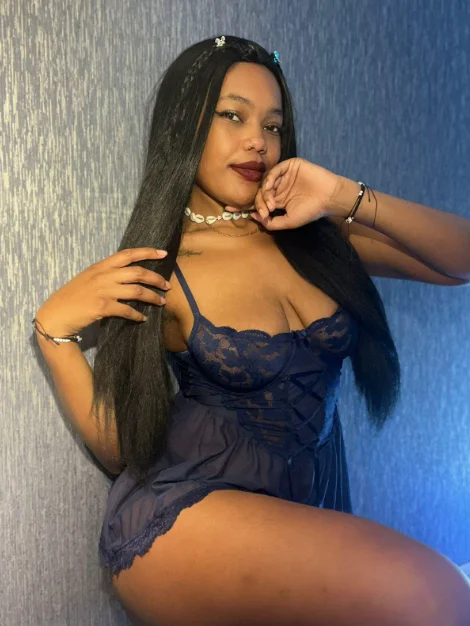 XXX Porn Photo of Nude CRISTALBROKE_TAY 36