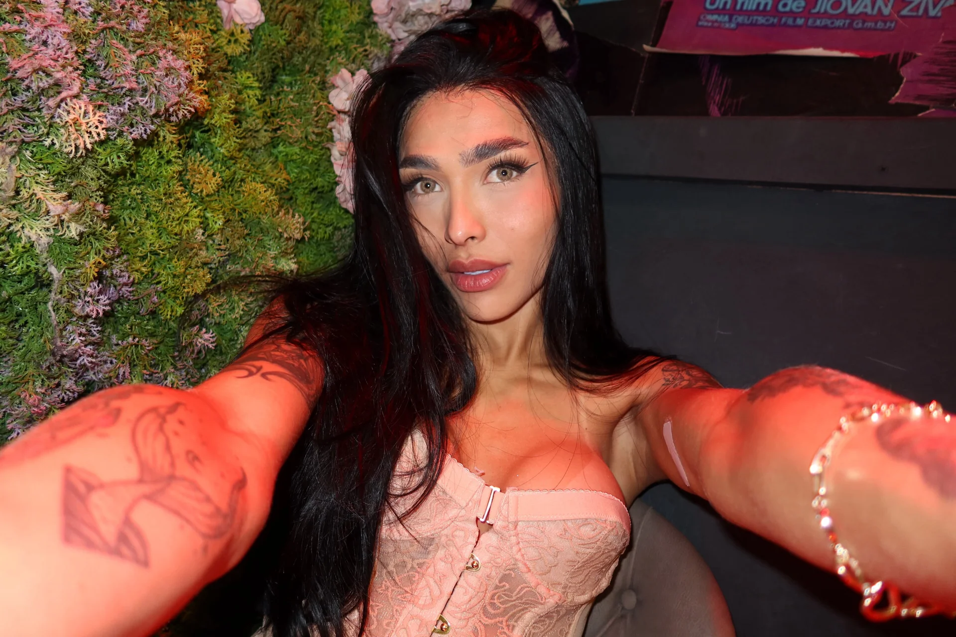 XXX Porn Photo of Nude TsActrizPorn 4