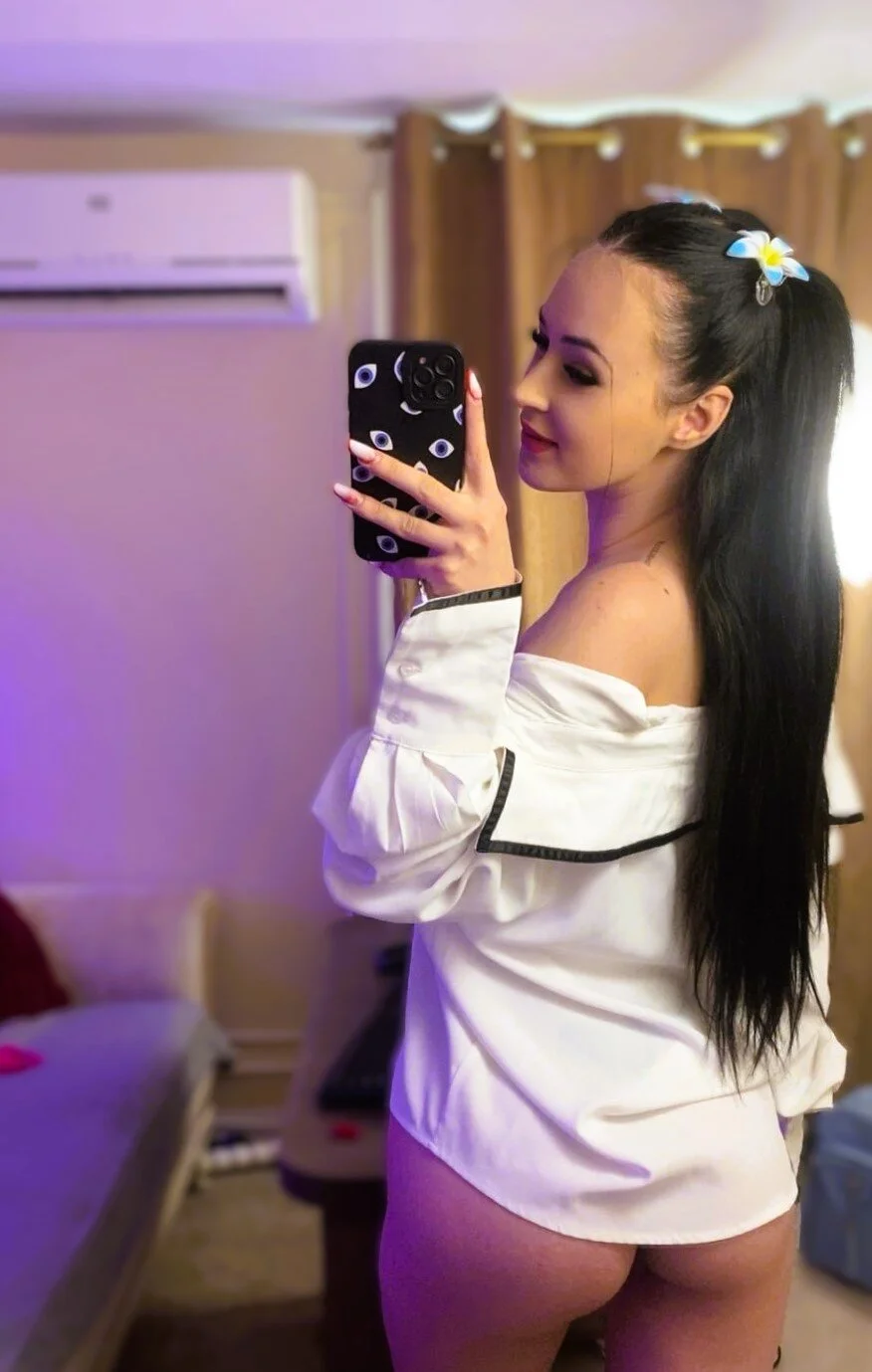 XXX Porn Photo of Nude EvelinSkye 9