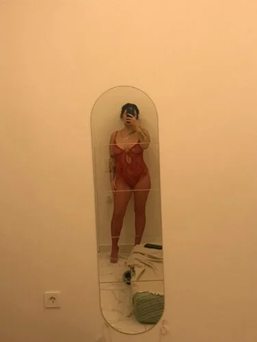 XXX Porn Photo of Nude atessu07 3