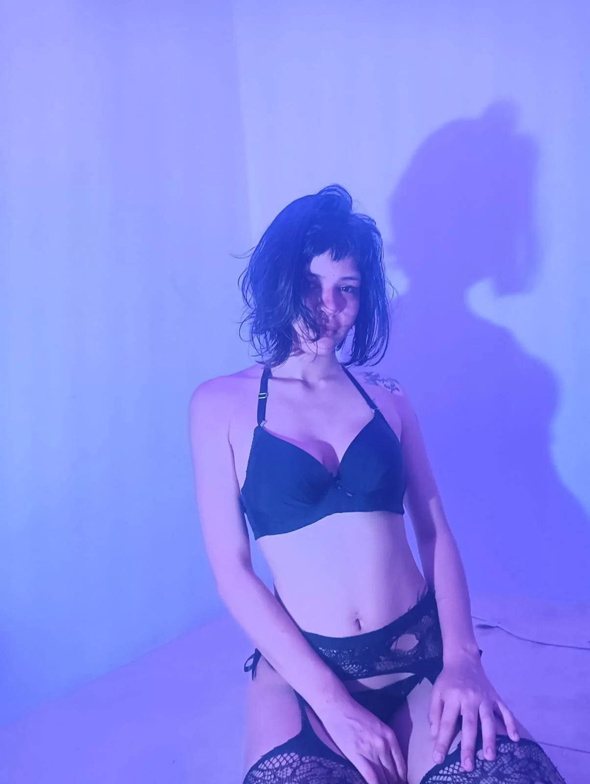 XXX Porn Photo of Nude i_am__kira 3