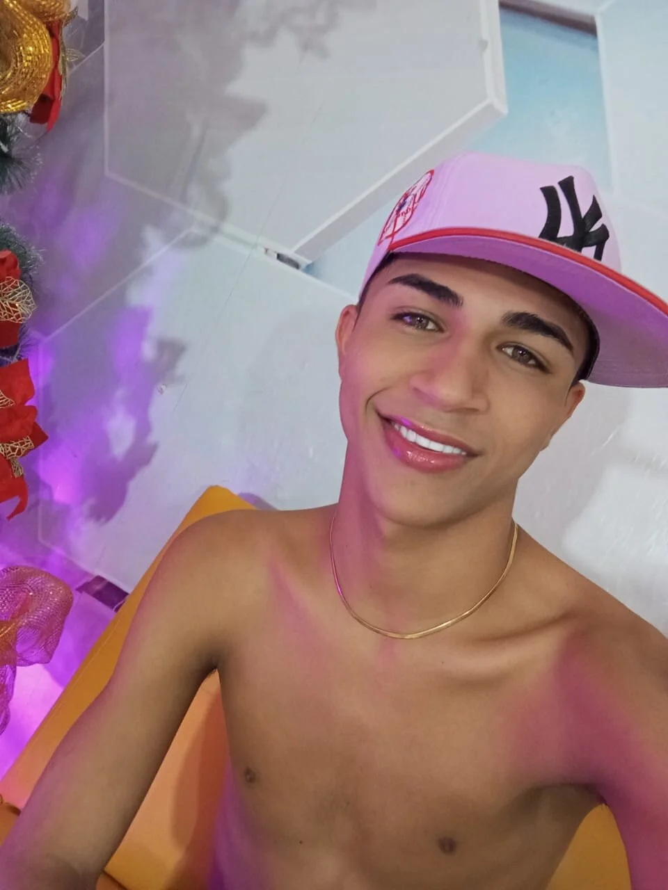 XXX Porn Photo of Nude boyswantingplay 18