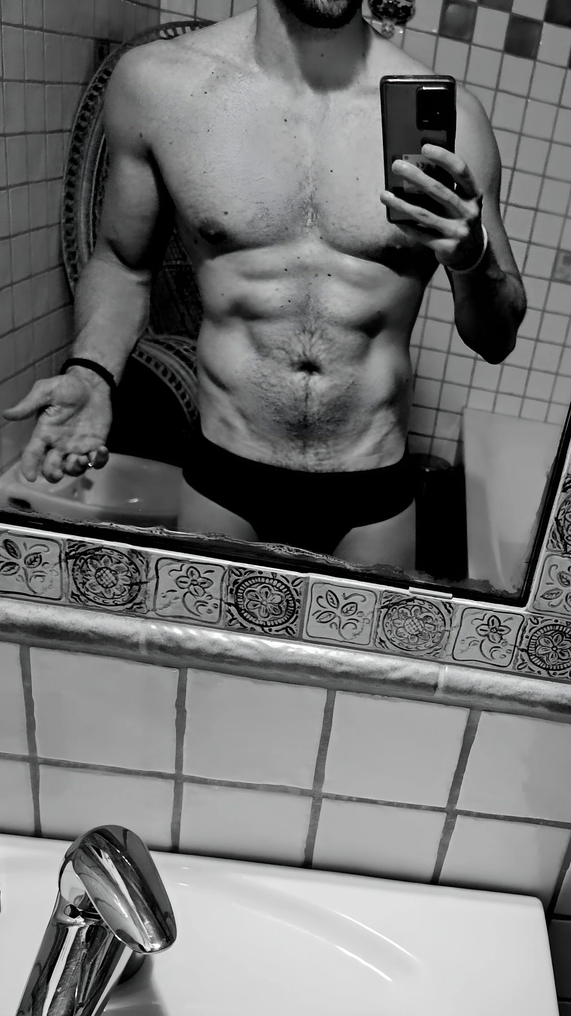 XXX Porn Photo of Nude eric-sannnn 3