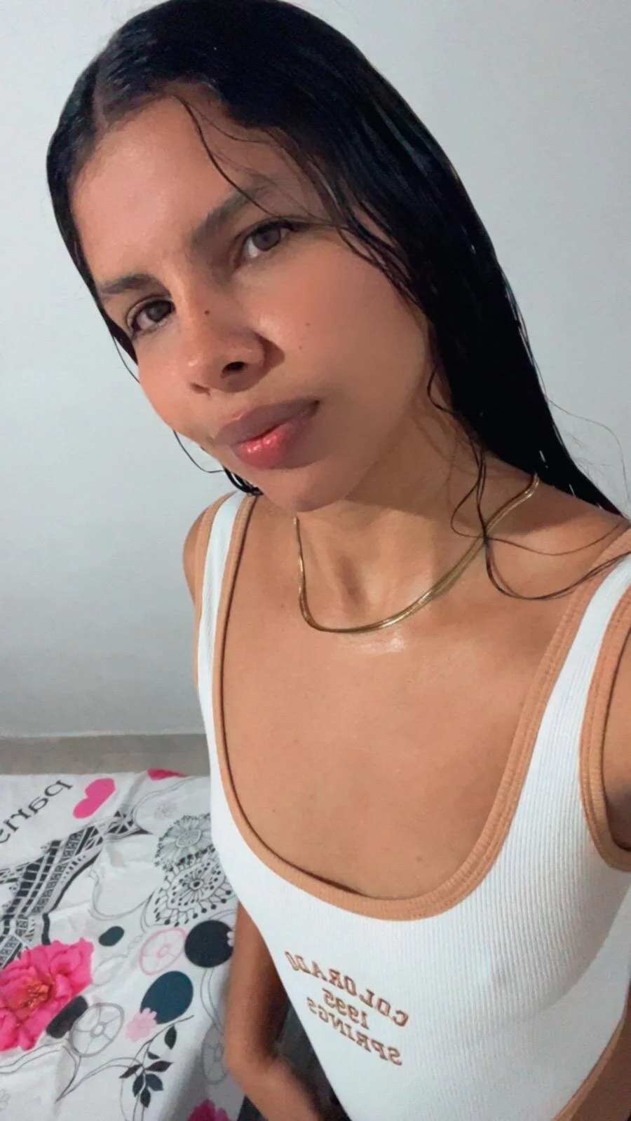 XXX Porn Photo of Nude fiorellaskinny18 33