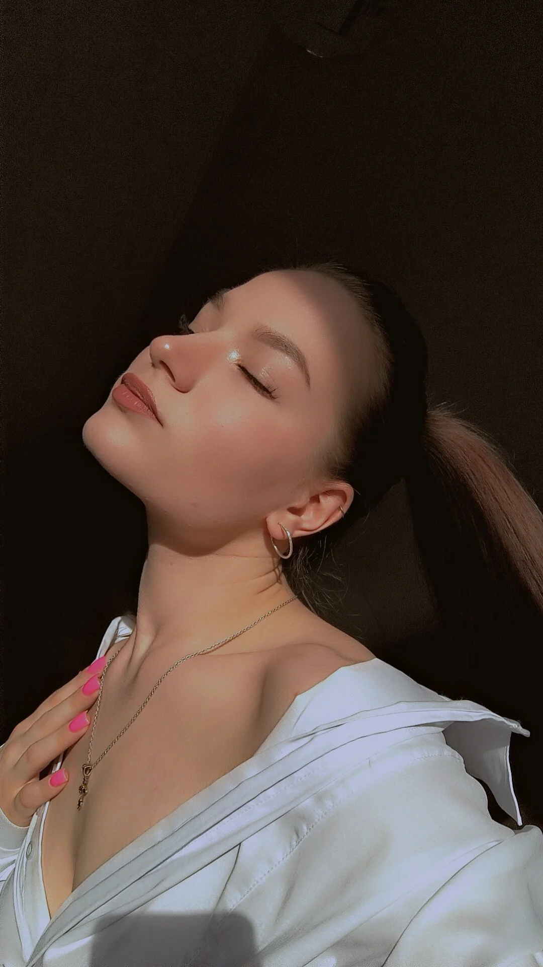 XXX Porn Photo of Nude looksexigerl 9