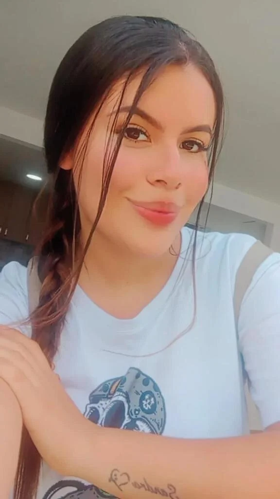 XXX Porn Photo of Nude thickmommyy 5