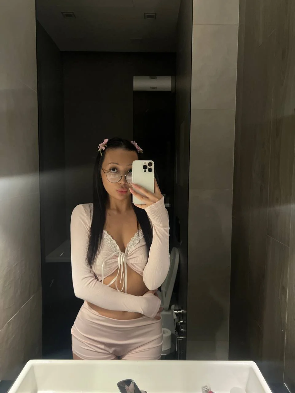 XXX Porn Photo of Nude naomi_asian 3