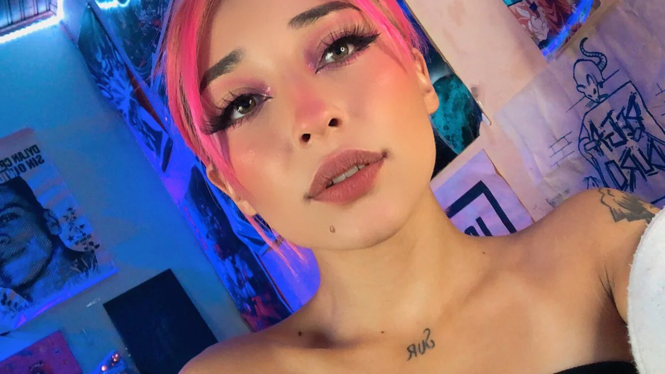 XXX Porn Photo of Nude NickiYoung 11
