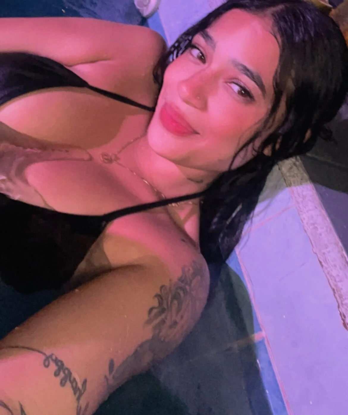 XXX Porn Photo of Nude laura_rouse7 20
