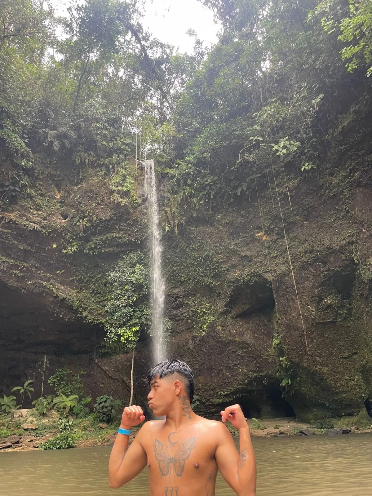 XXX Porn Photo of Nude kiing_azahell 10