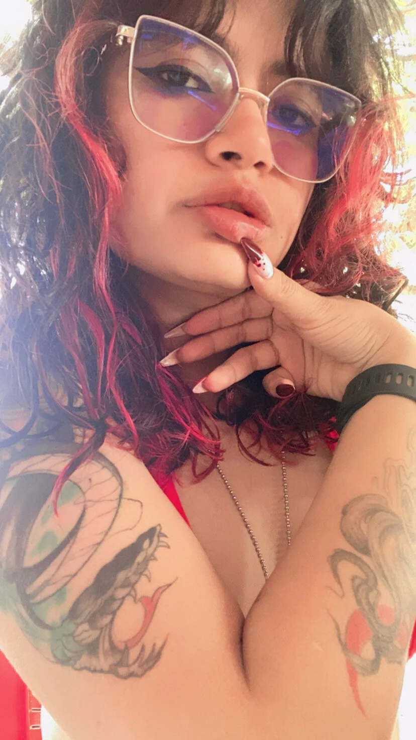 XXX Porn Photo of Nude kristen_tay 125