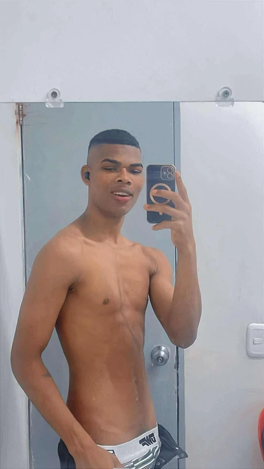 XXX Porn Photo of Nude Axell_Smiith 5
