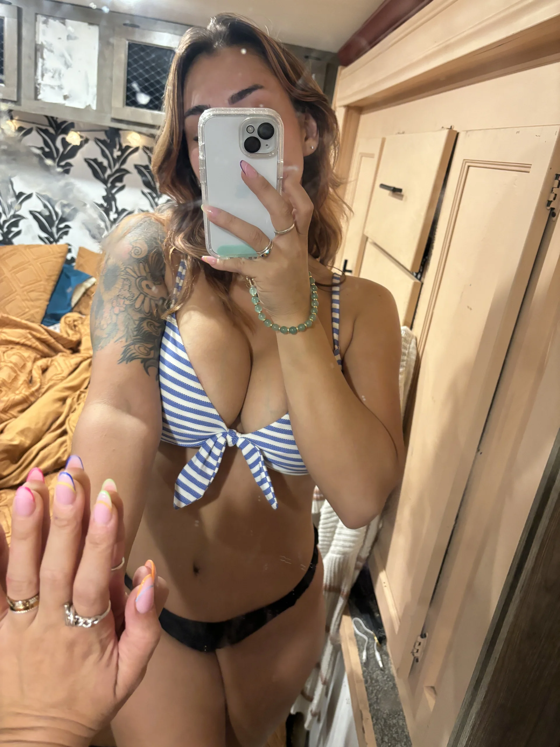 XXX Porn Photo of Nude MommyGambit 12