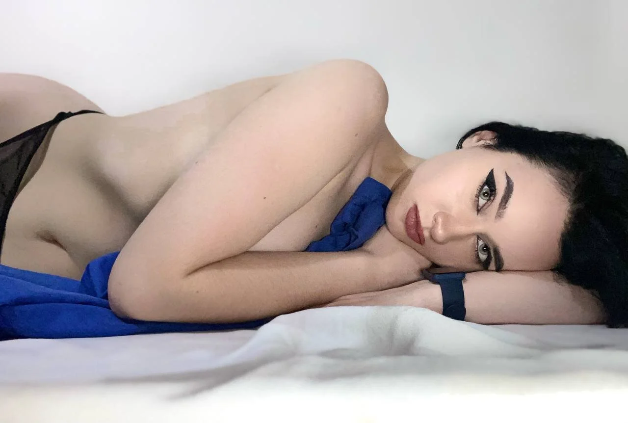 XXX Porn Photo of Nude Miss_Mary_Lori 19