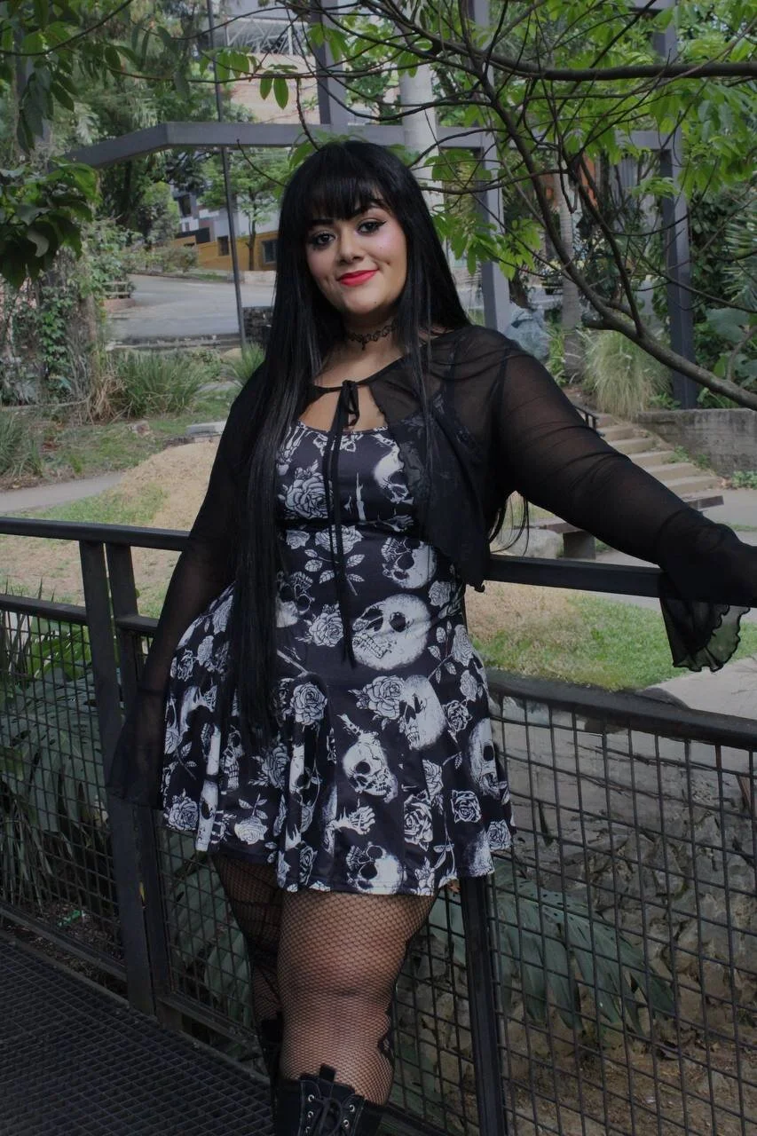 XXX Porn Photo of Nude Queen_Curvy01 17