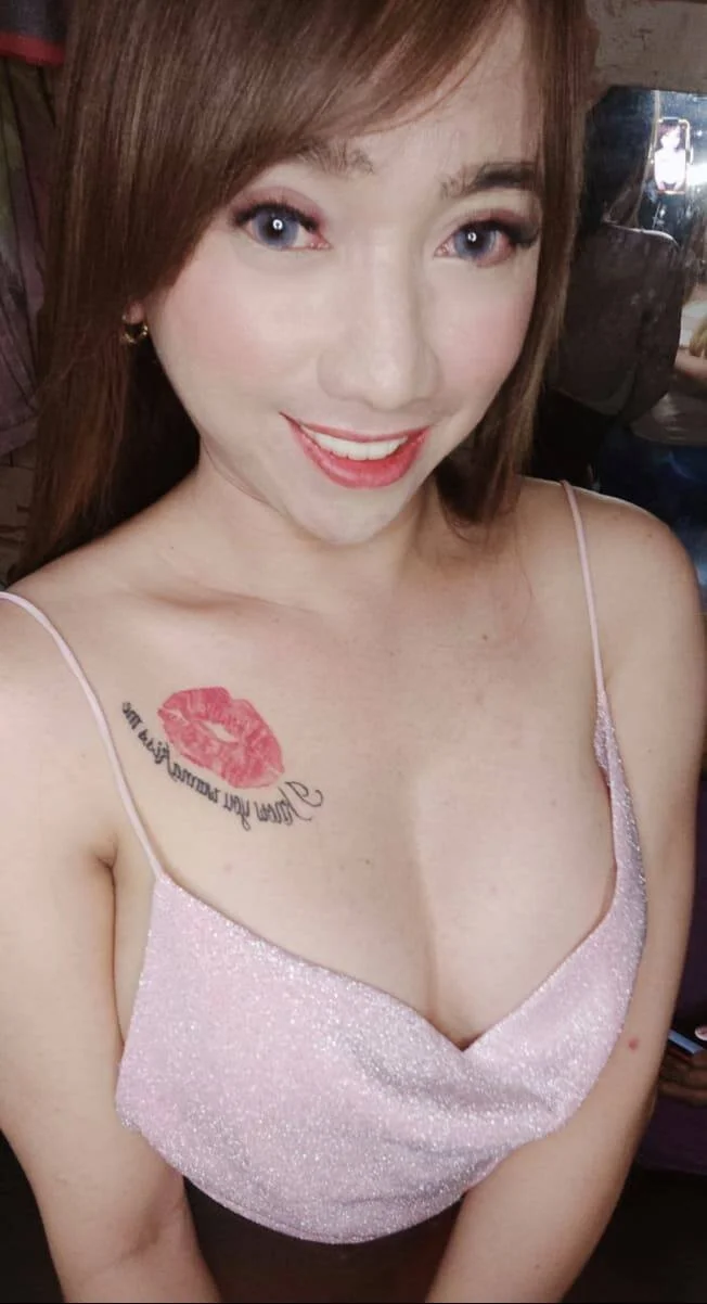 XXX Porn Photo of Nude yourTsFantasyBigCock 13