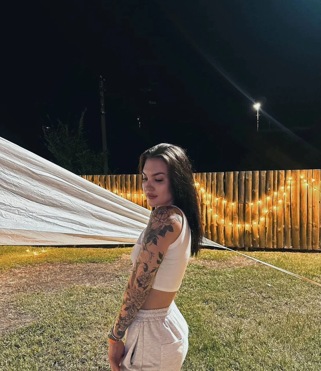 XXX Porn Photo of Nude Hollara_Bangg 24