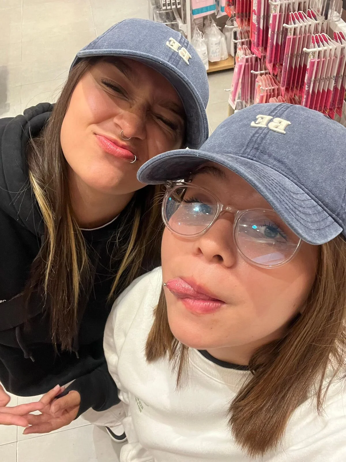 XXX Porn Photo of Nude Annieandhannie 7