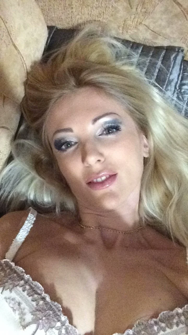 XXX Porn Photo of Nude Monna 28