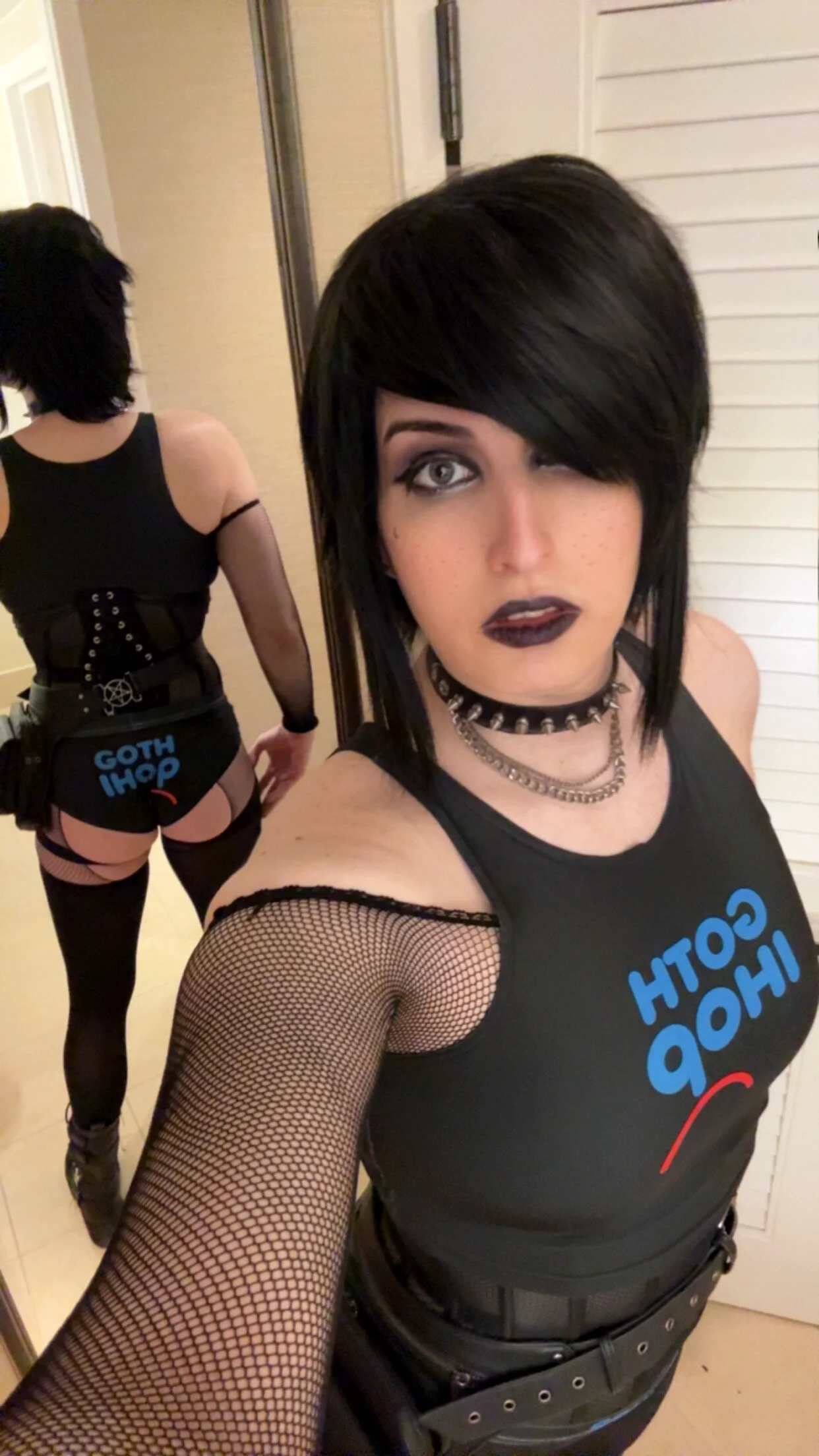 XXX Porn Photo of Nude PolyCircus 25
