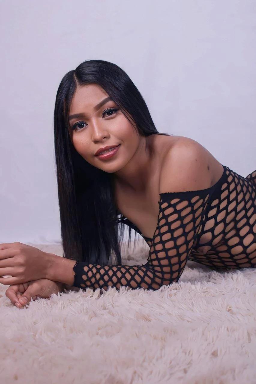 XXX Porn Photo of Nude Nicol-Gil20 1
