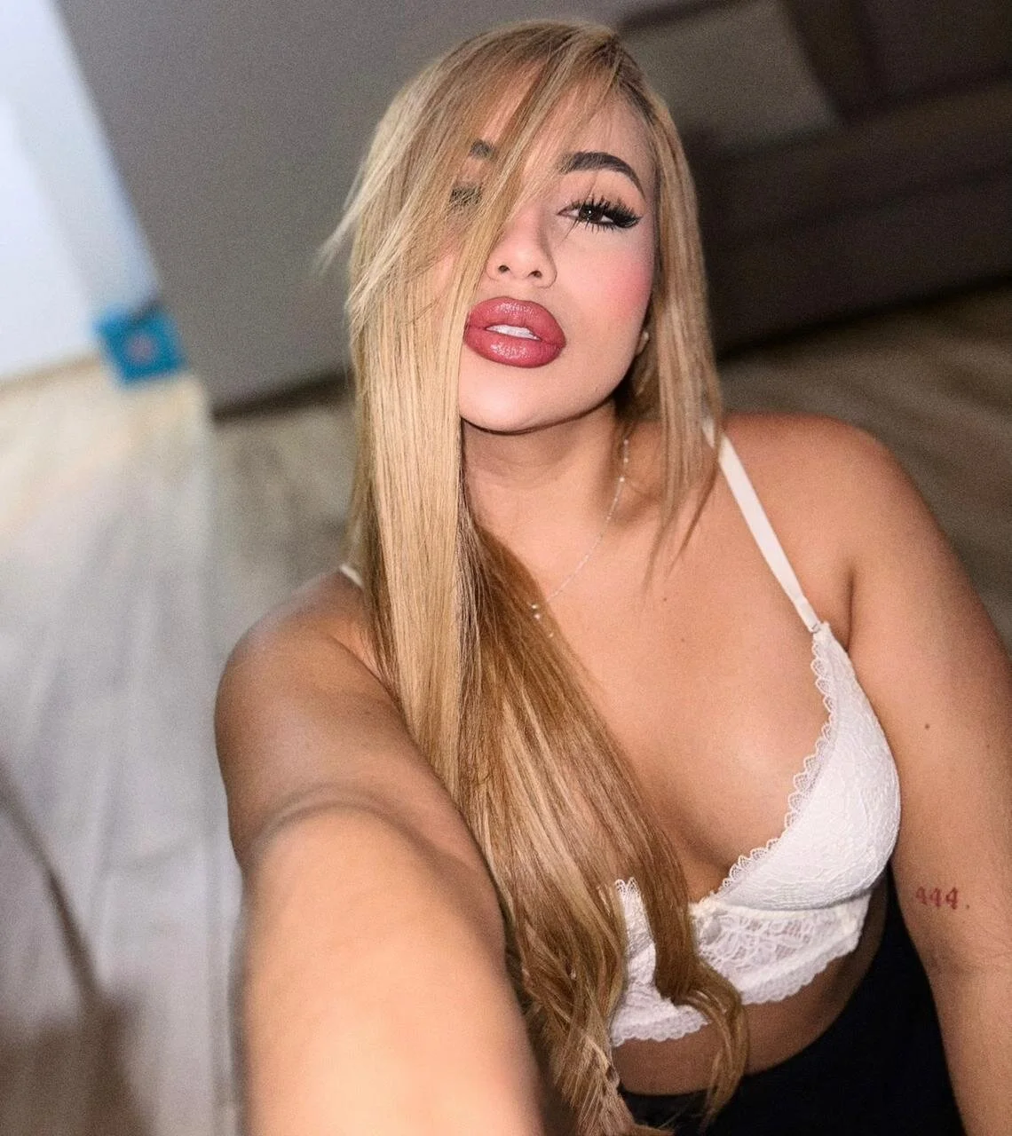 XXX Porn Photo of Nude martinavizmara 6