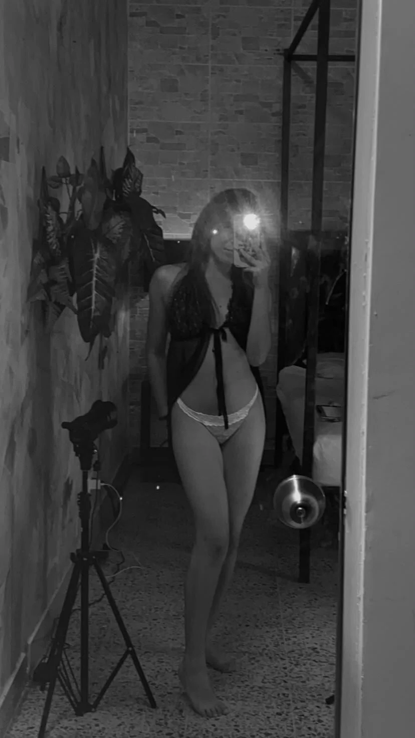 XXX Porn Photo of Nude BellaVip0708 2