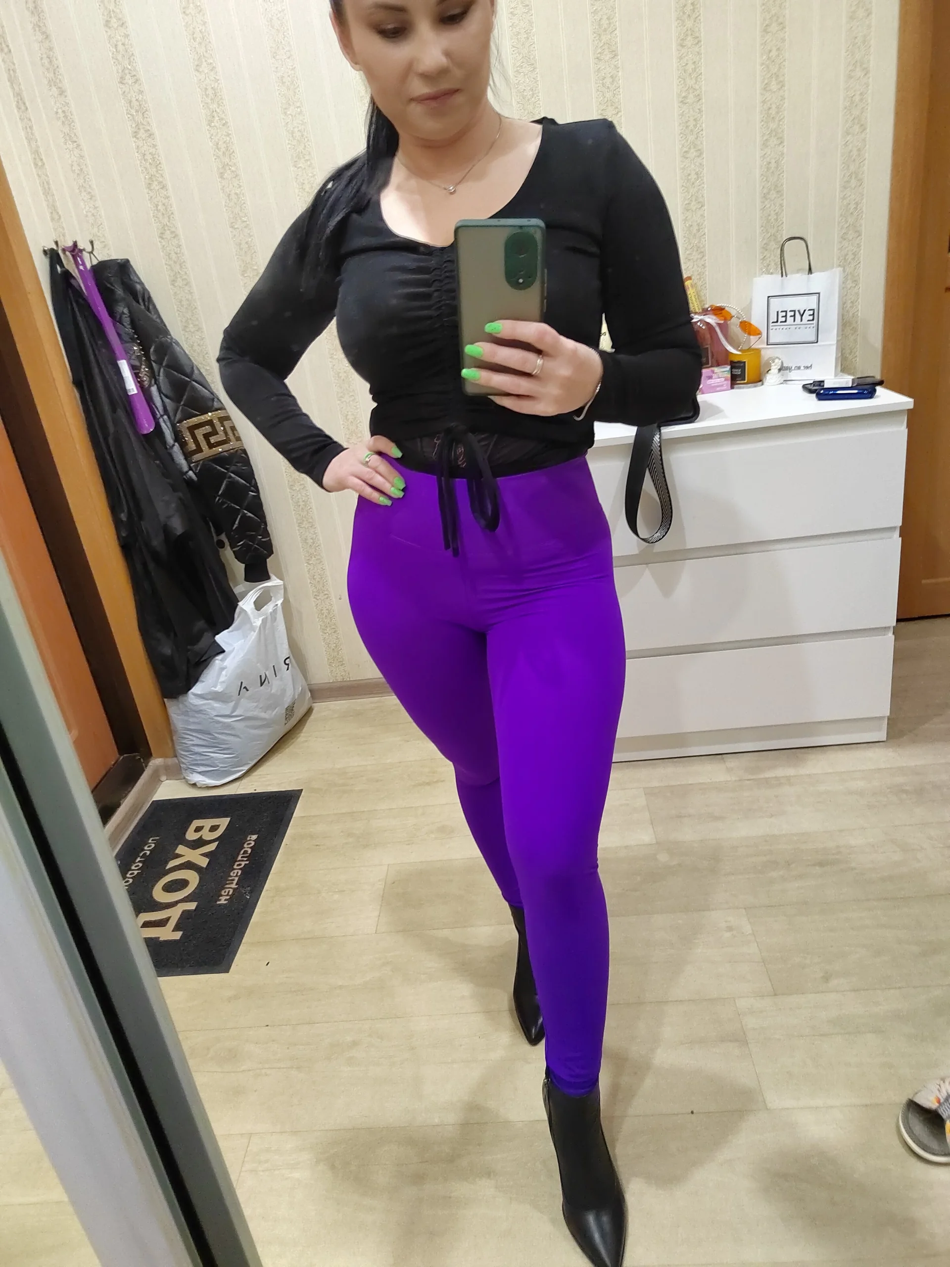 XXX Porn Photo of Nude Juliamills 4