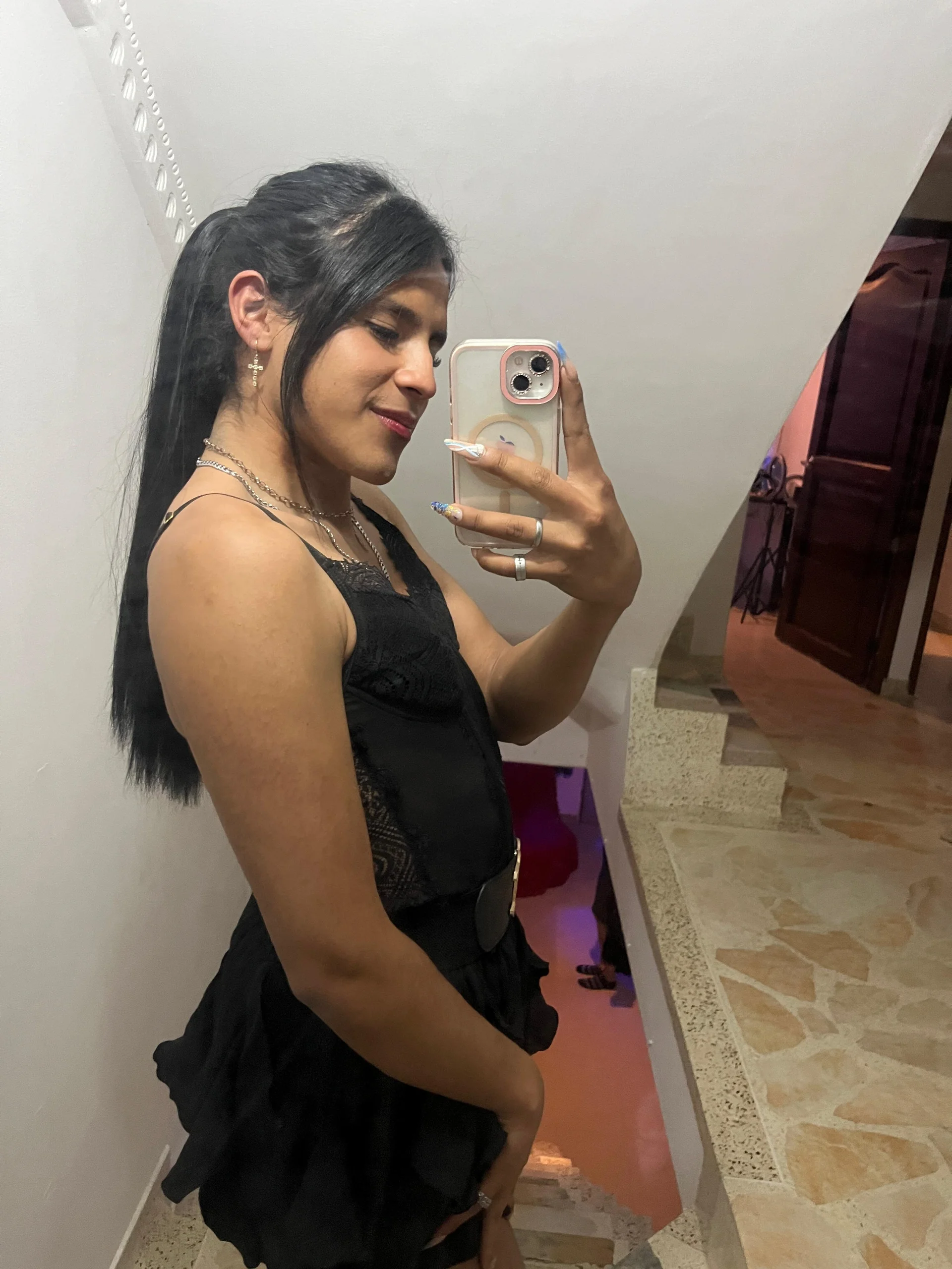 XXX Porn Photo of Nude Leilany_sexy 5