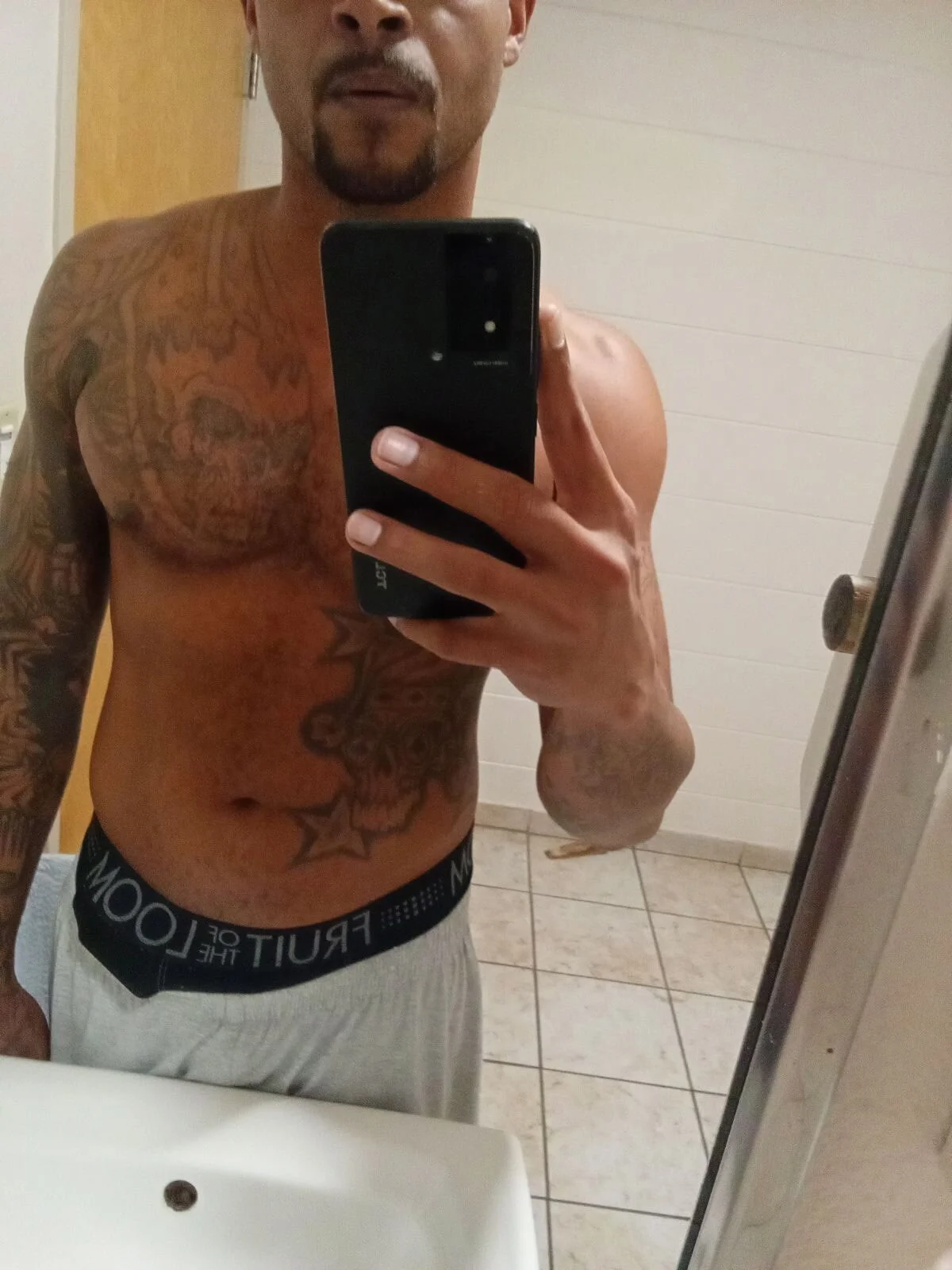 XXX Porn Photo of Nude bullANDveneno 11