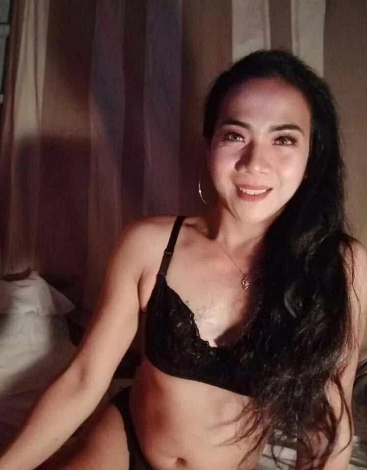 XXX Porn Photo of Nude 1PinayTsMarie 18