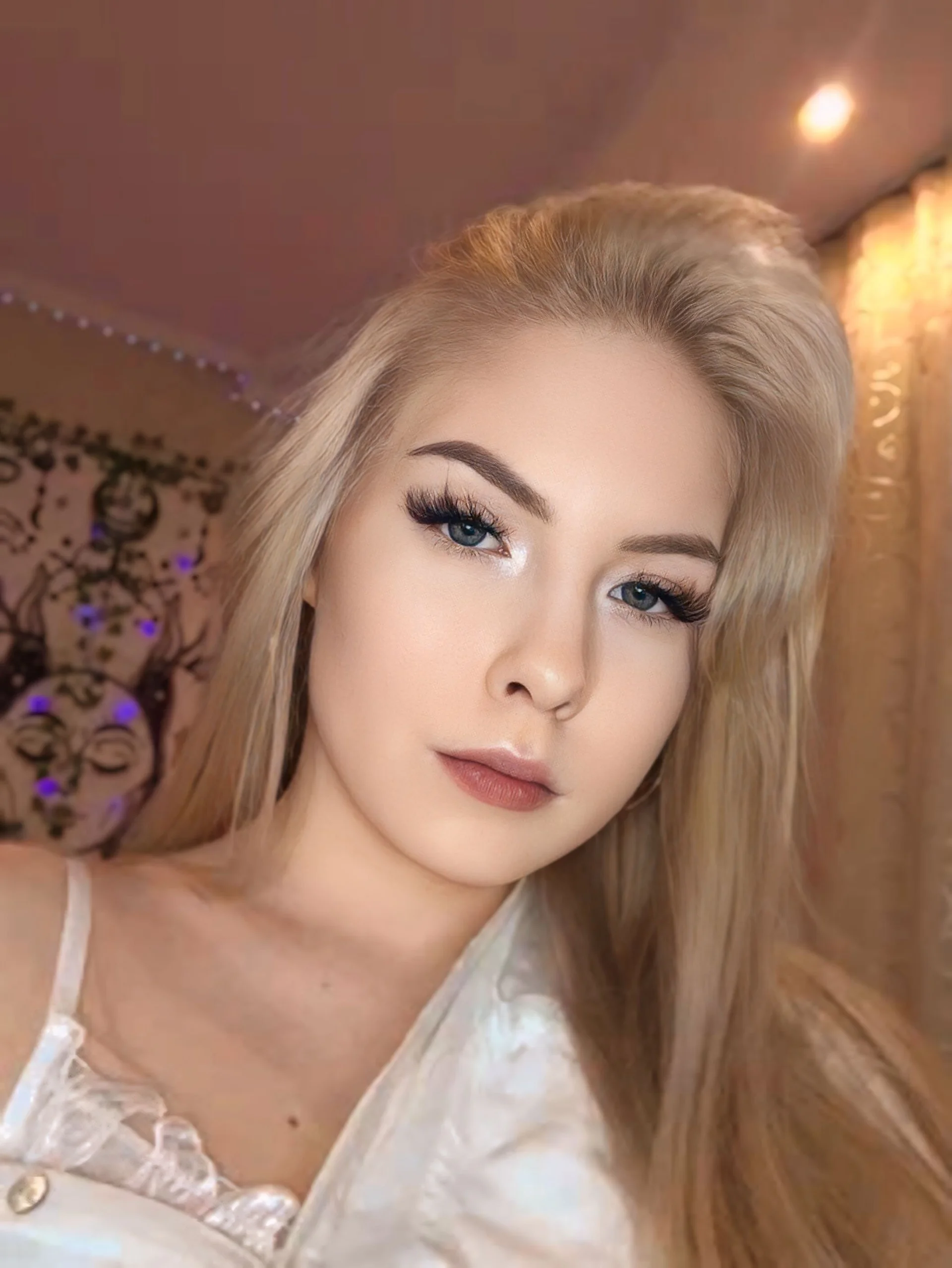 XXX Porn Photo of Nude Mia_Gremorys 1