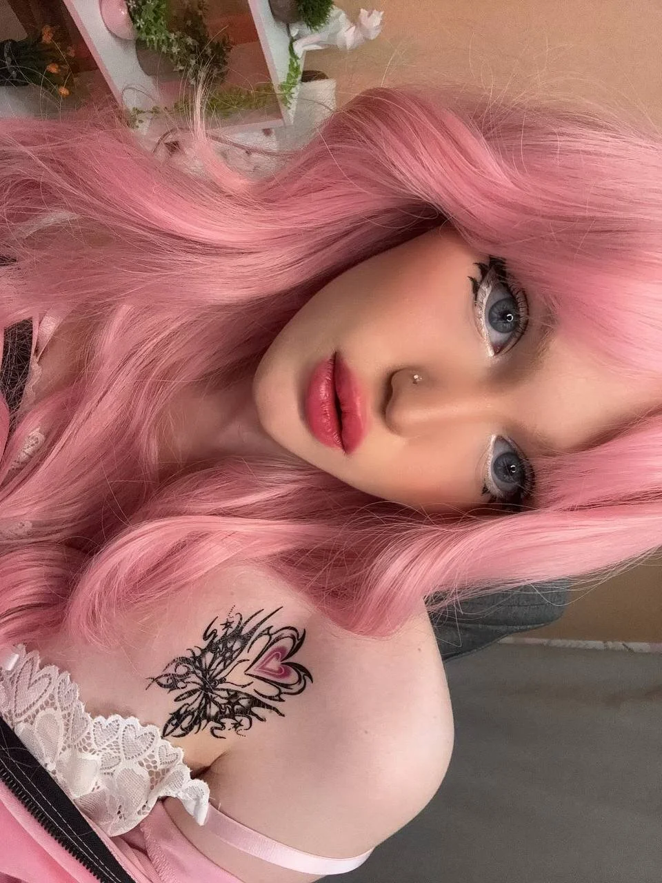 XXX Porn Photo of Nude LaurenWaite 4
