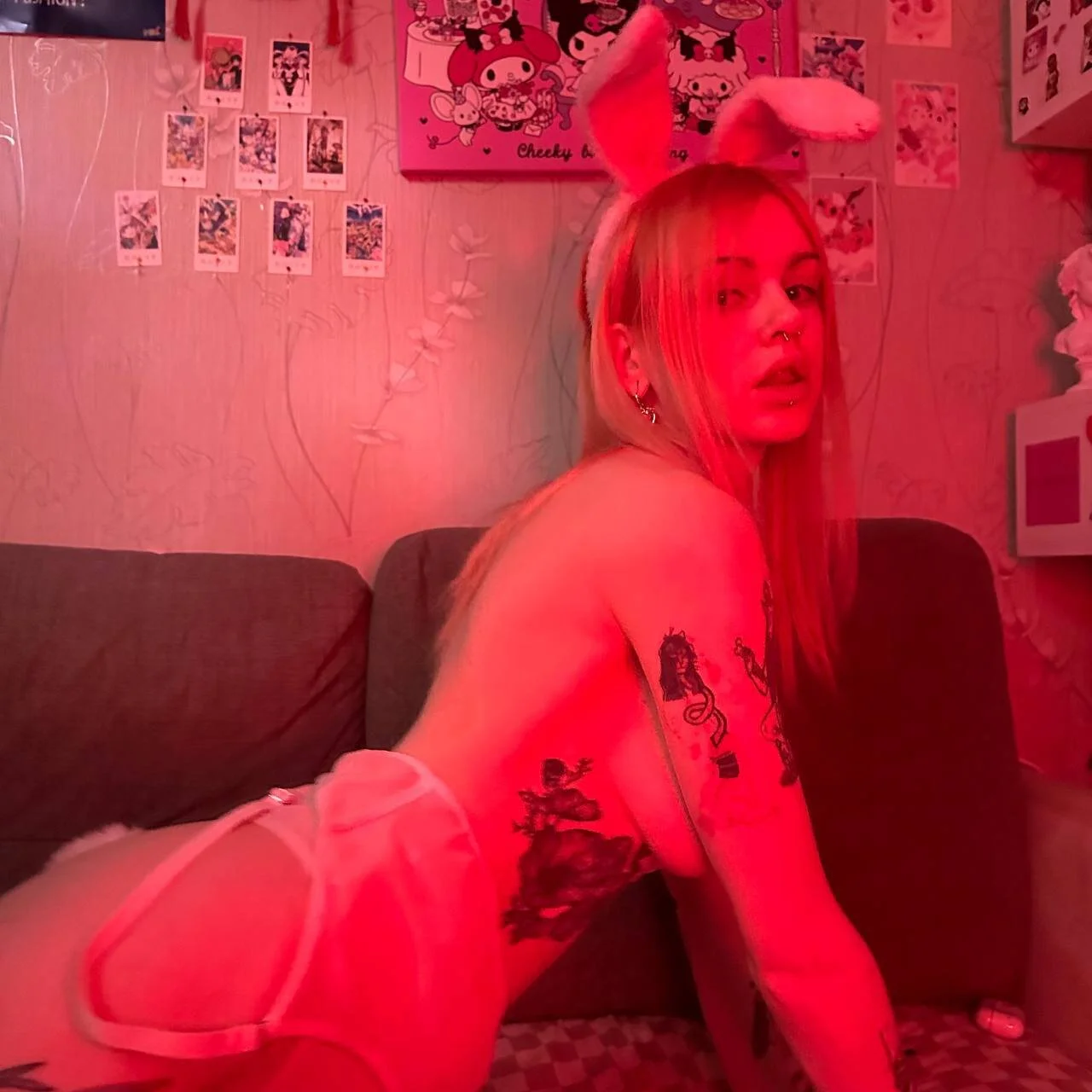 XXX Porn Photo of Nude HoneyGold_ 18