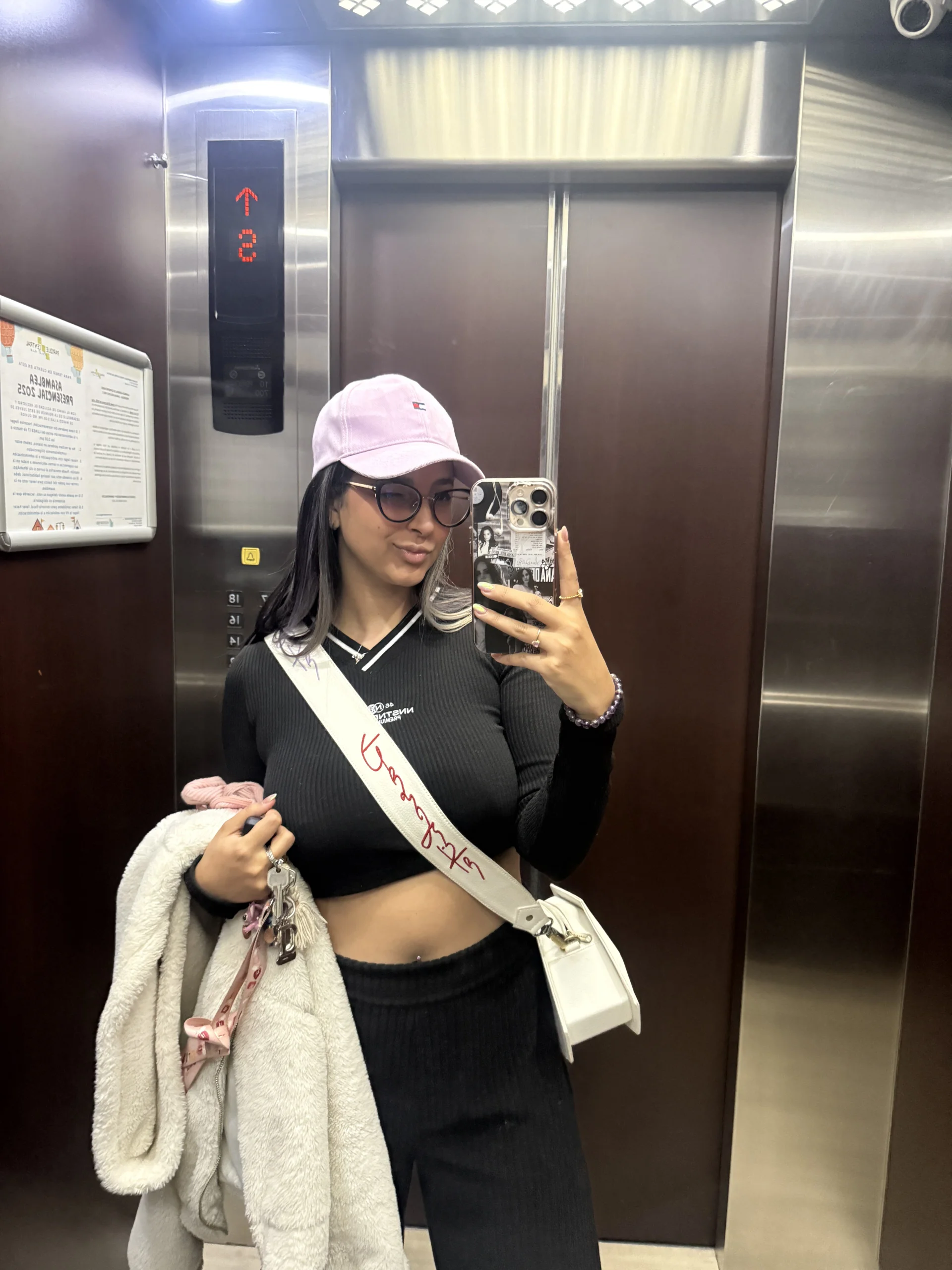 XXX Porn Photo of Nude DesMuller 21