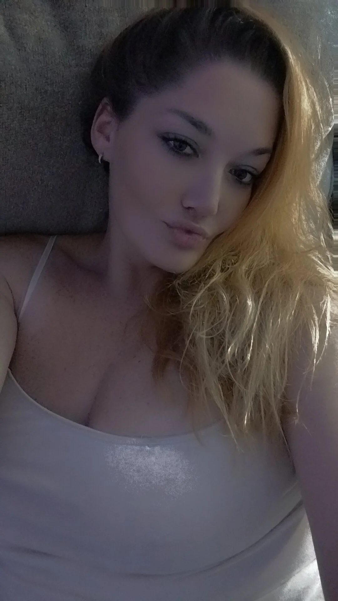 XXX Porn Photo of Nude SnowBunny1224 1