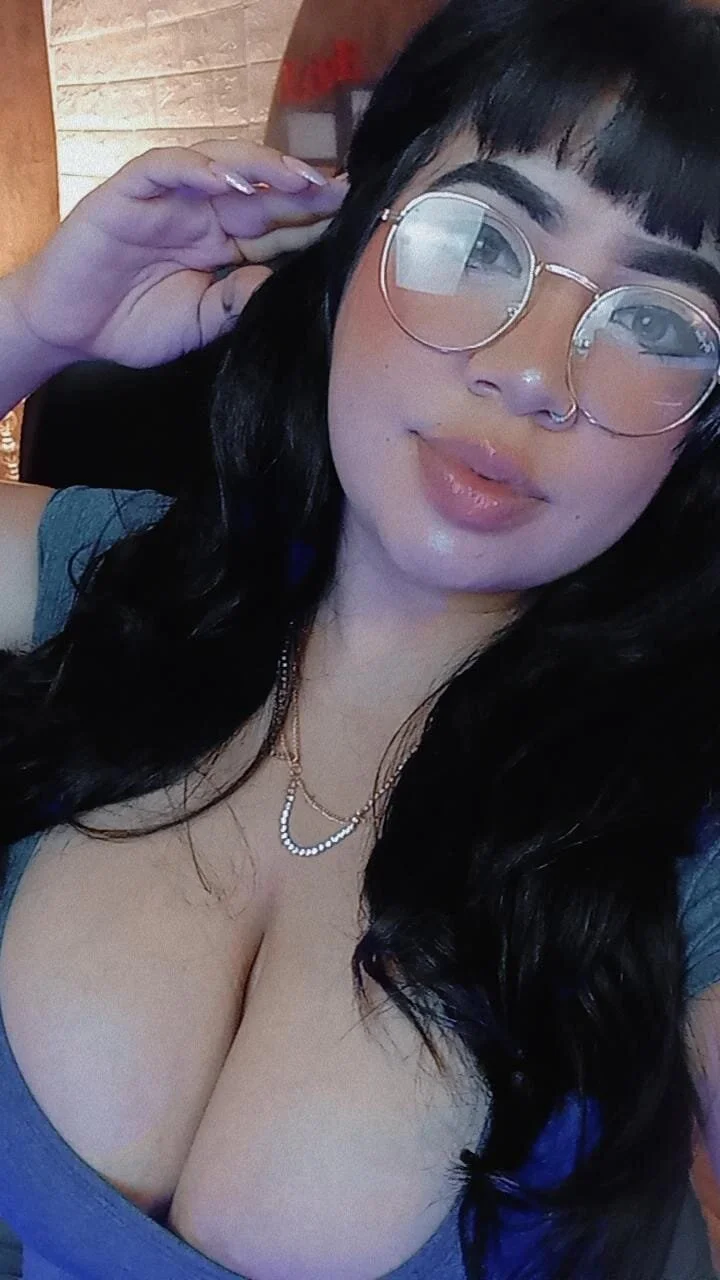 XXX Porn Photo of Nude alice__tylor 56