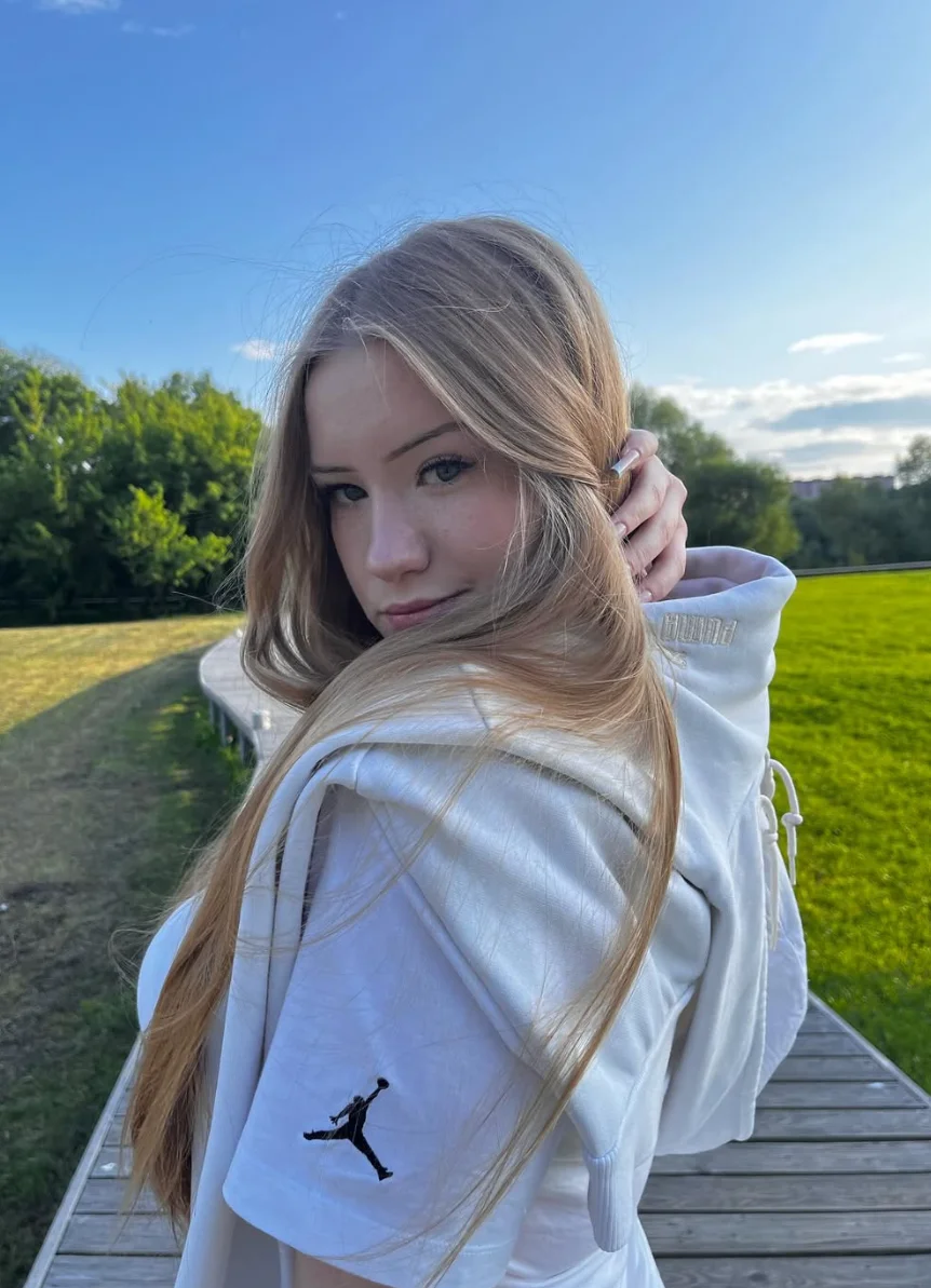 XXX Porn Photo of Nude PandaFluff 17