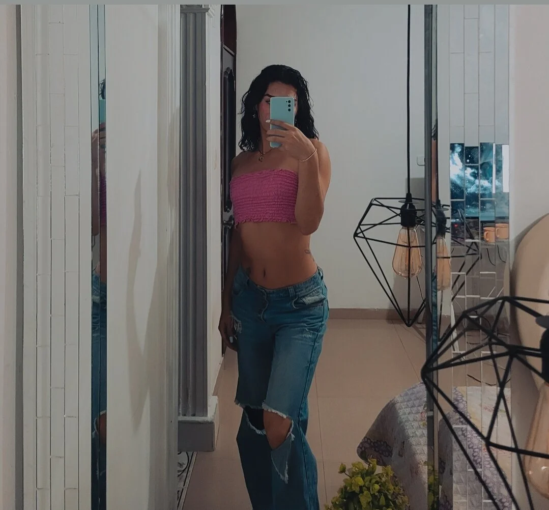 XXX Porn Photo of Nude Ely_Millan 16