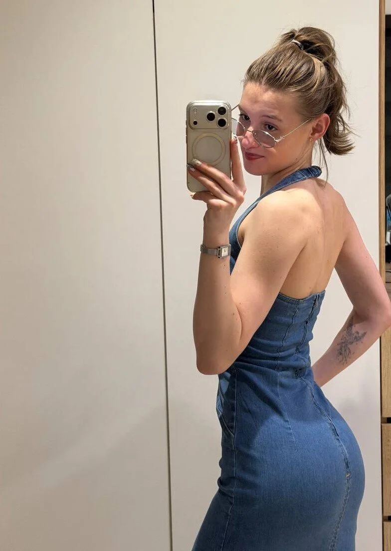 XXX Porn Photo of Nude LianneBynon 9