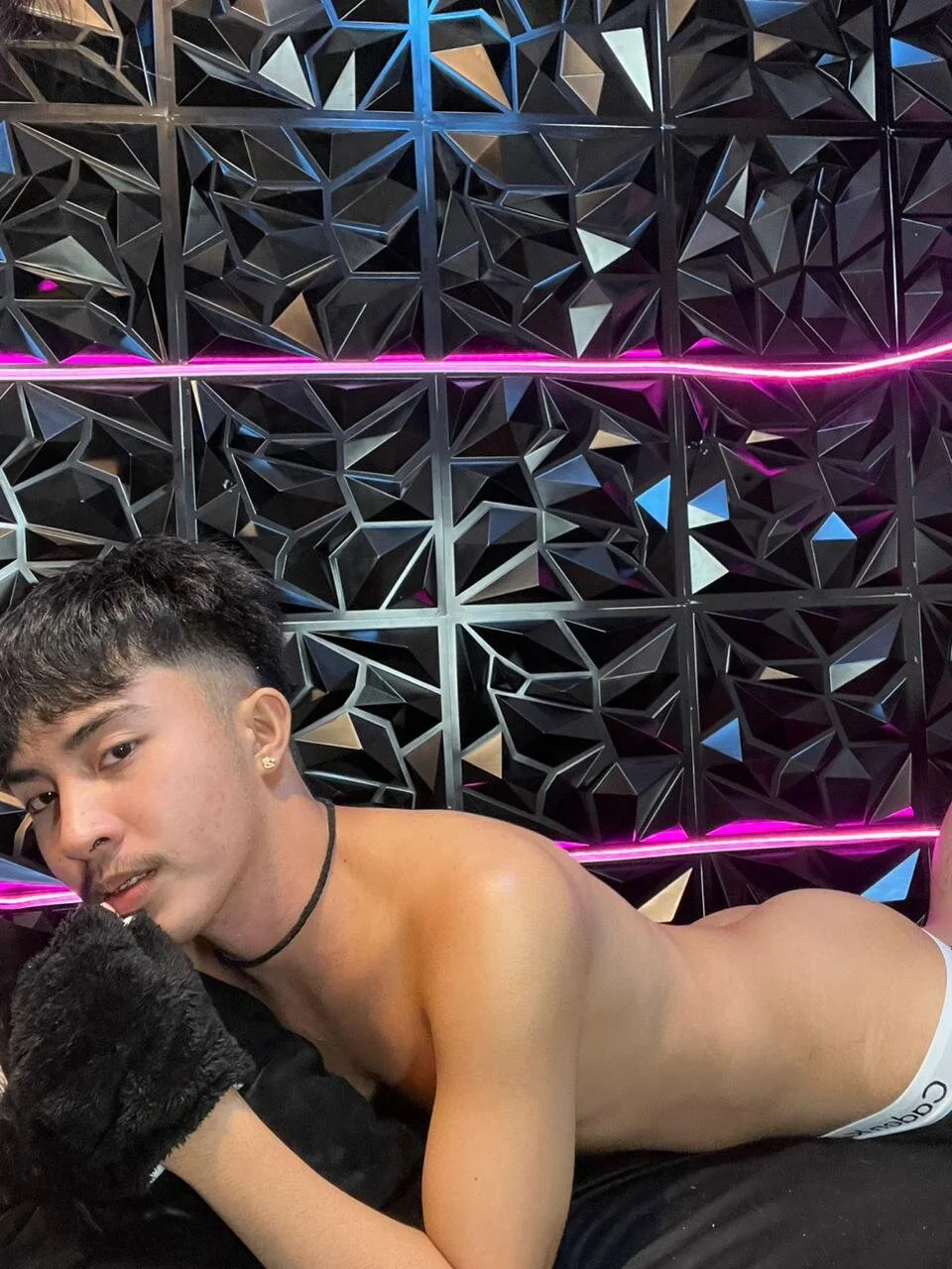 XXX Porn Photo of Nude Urloverhardcock 13