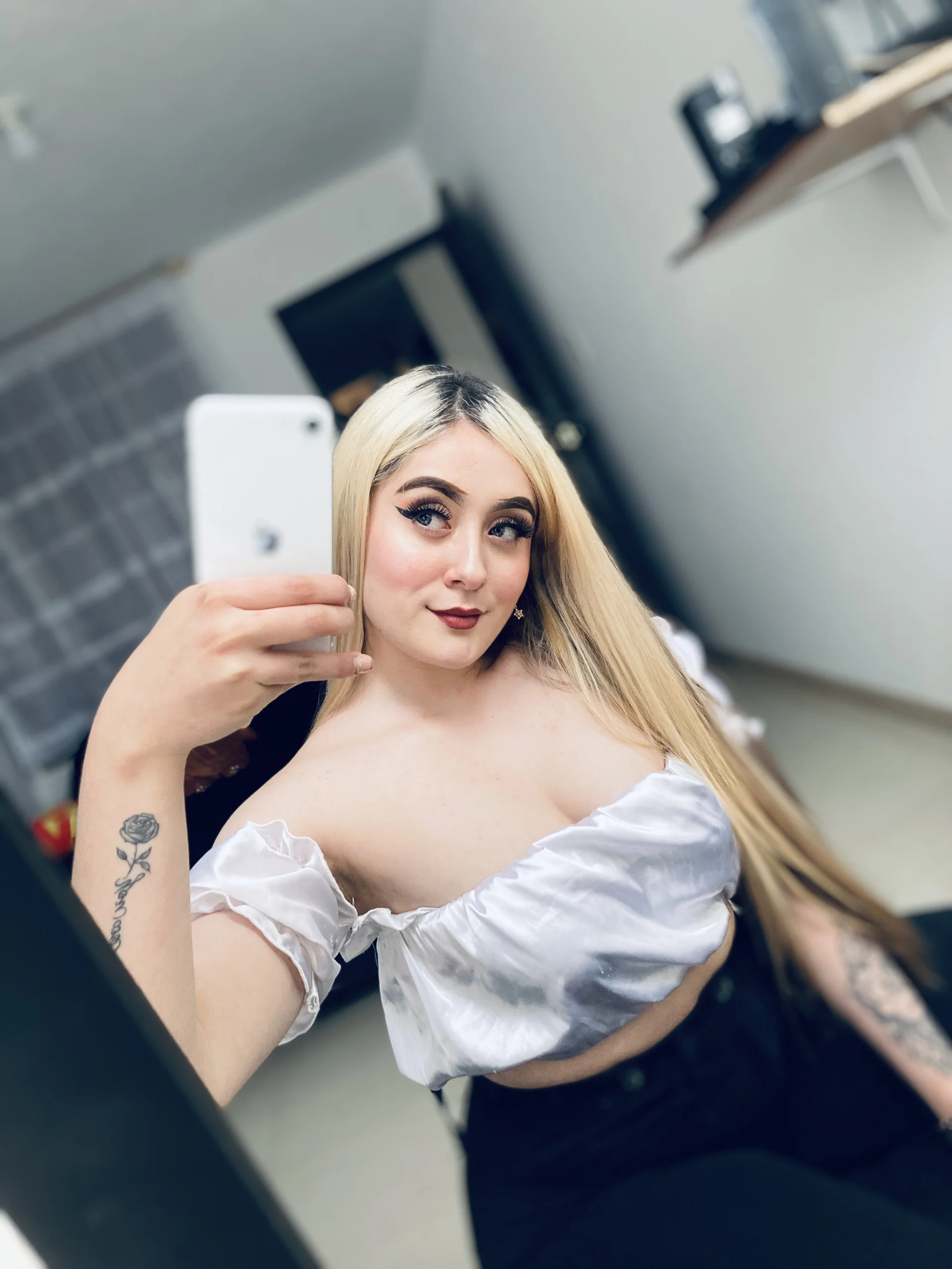 XXX Porn Photo of Nude Sam_Thompsoon_ 24