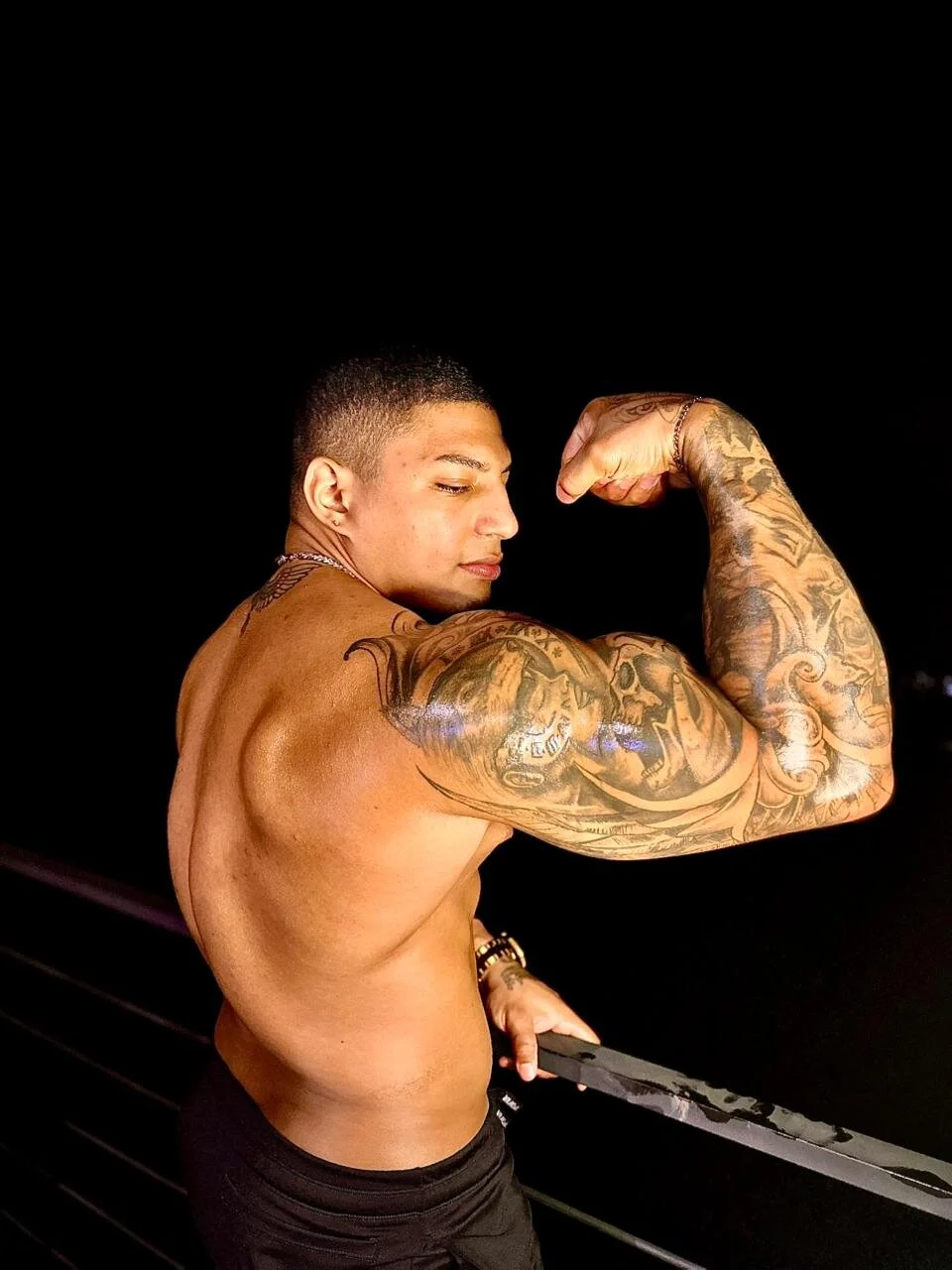 XXX Porn Photo of Nude chrizmacgregor 25