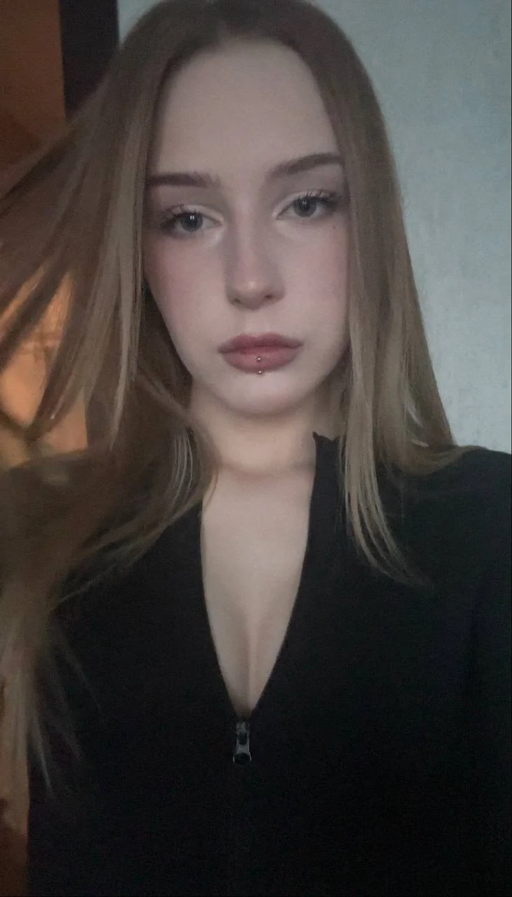 XXX Porn Photo of Nude hikkiii 4
